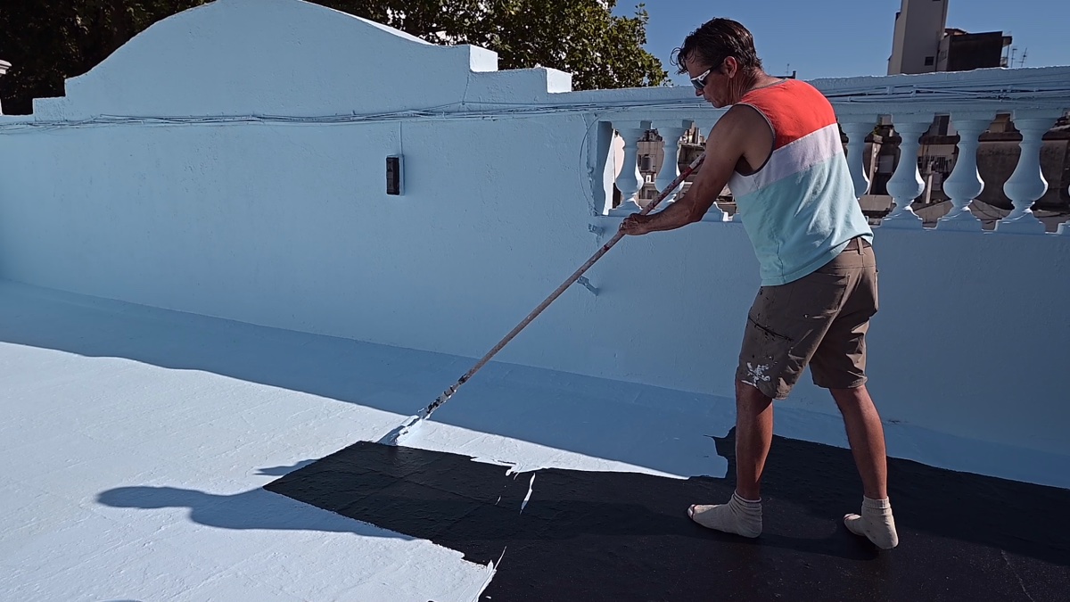 Impermeabilización de terraza residencial en Uruguay